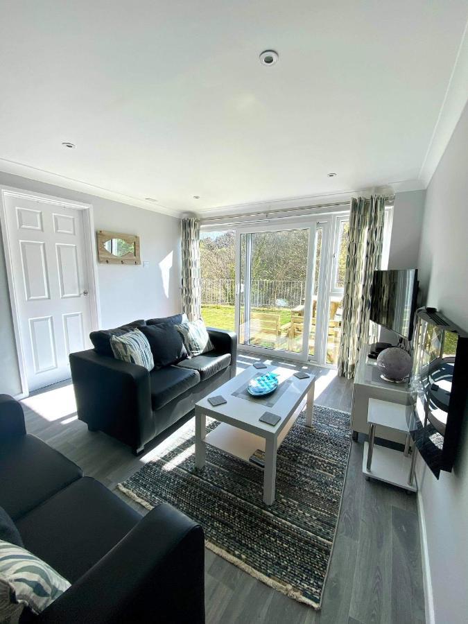 Captivating 2-Bed Villa In Millendreath Near Looe Dış mekan fotoğraf